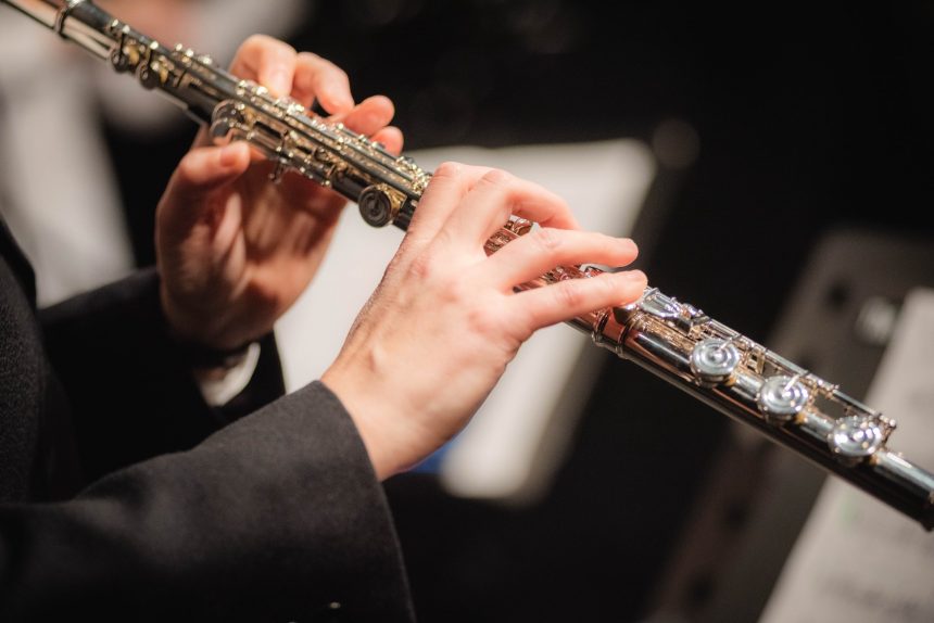 Flute: The History and sound Flute: The History and sound