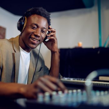 Headphone Amplifiers: A Guide Headphone Amplifiers: A Guide