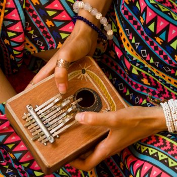 Kalimba-malimba, strumento musicale africano Kalimba-malimba, strumento musicale africano