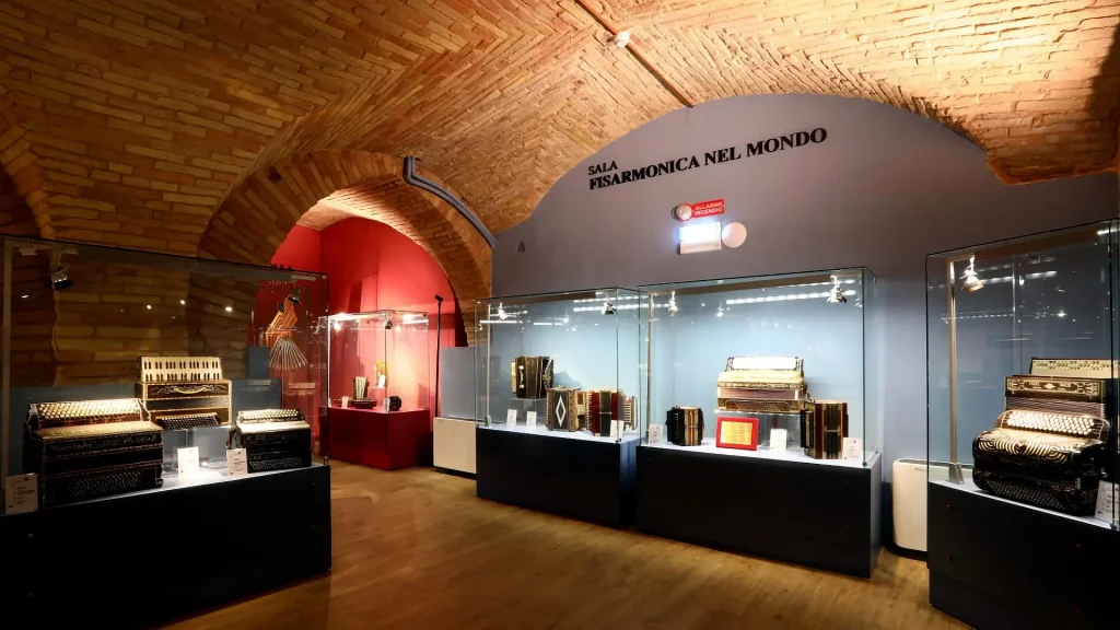 Accordion Tour Riviera del Conero Museo della fisarmonica di Castelfidardo - foto museodellafisarmonica.it