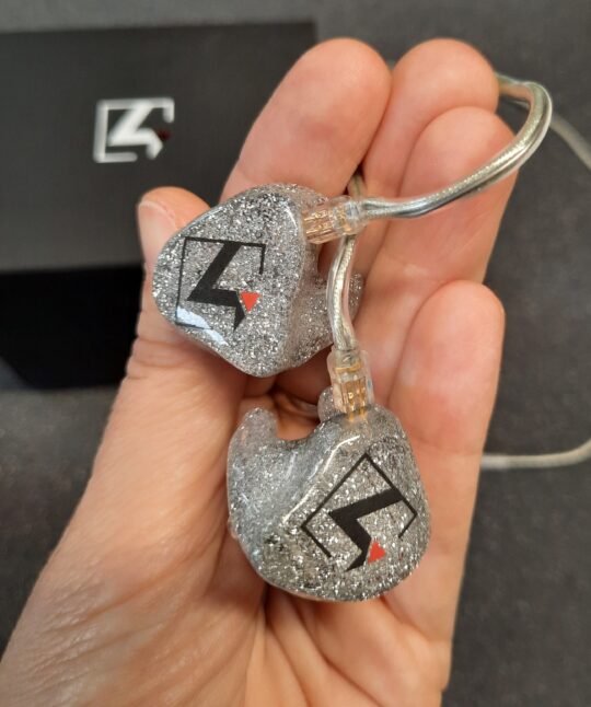 4ears in-ear headphone collection