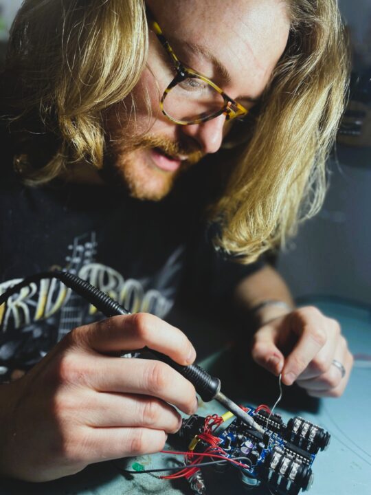 Francesco Cremonese - Black Kat Devices - Foto di Musicoff