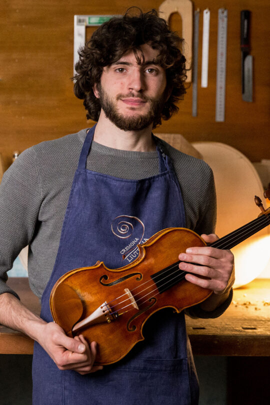 Davide Pizzolato luthier - Daniele Tonarelli