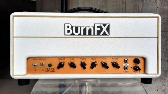 TESTATA BASE - Amplificatore monocanale valvolare 40W Burnfx_2024_02