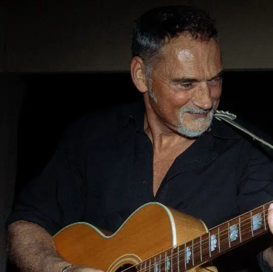 Stevan Michael Branch Barn Custom Guitars