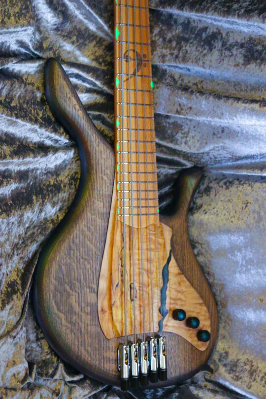 Basso 5 Corde Sensus GB Liuteria 1