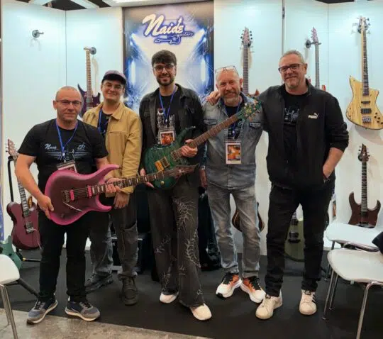Naide Guitasrs Collaboration
